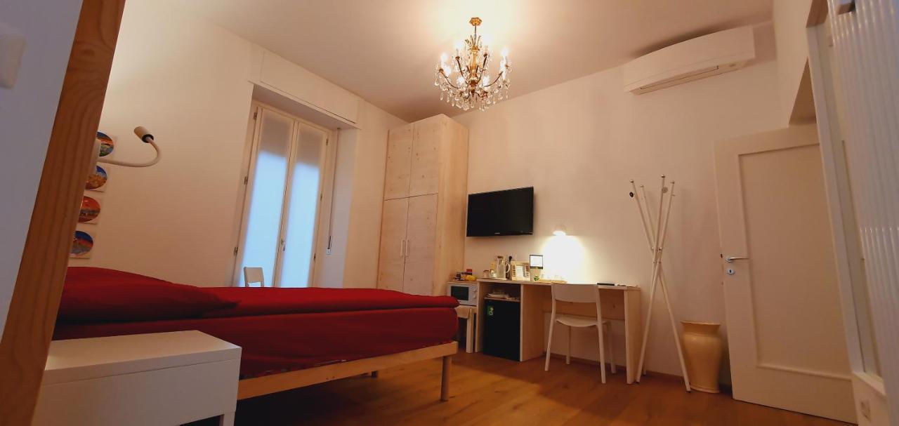 B&B Panemiele Sondrio Esterno foto